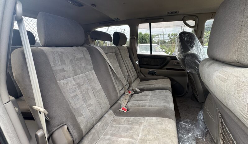 
								1998 Toyota Landcruiser full									