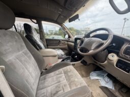 
										1998 Toyota Landcruiser full									