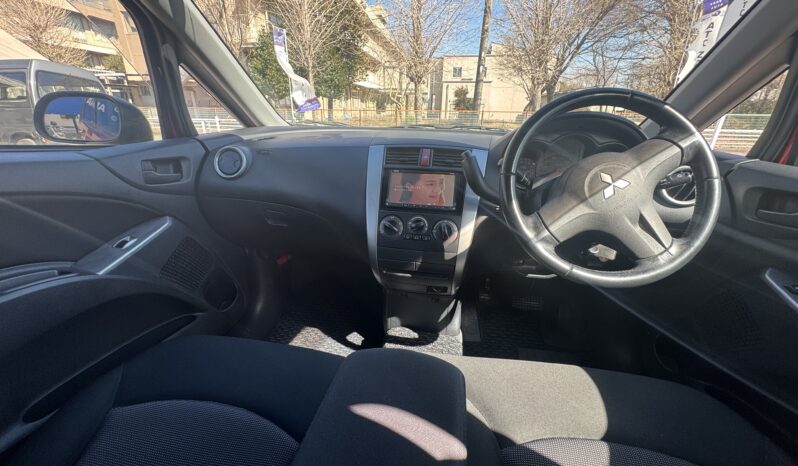 
								2009 Mitsubishi Colt full									