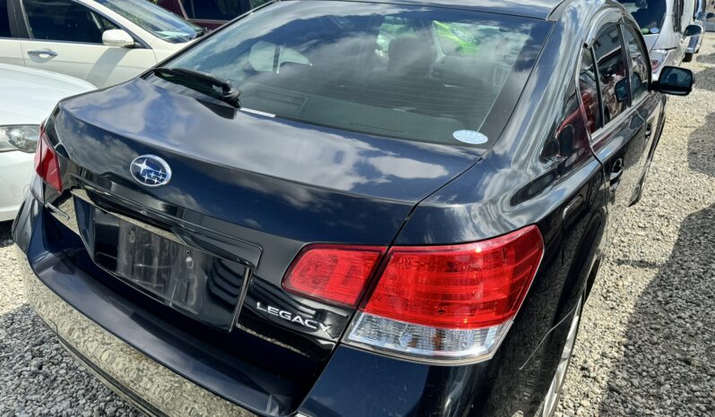 
								2009 Subaru Legacy full									