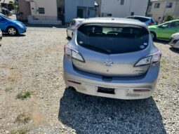 
										2011 Mazda Axela Sport full									