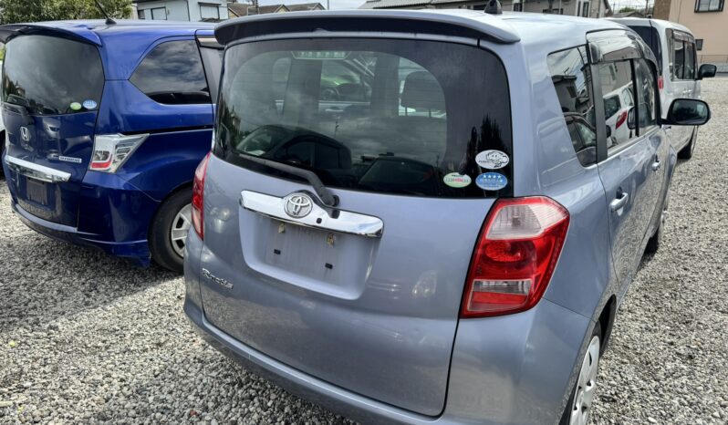 
								2007 Toyota Ractis full									