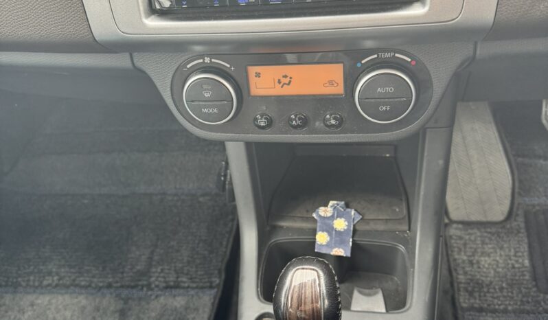 
								2008 Suzuki Swift full									