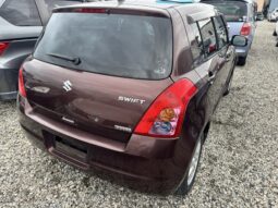 
										2008 Suzuki Swift full									