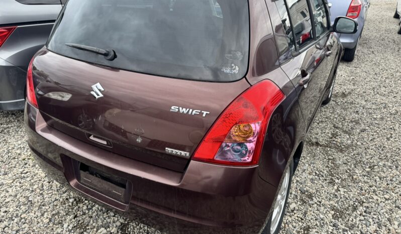 
								2008 Suzuki Swift full									