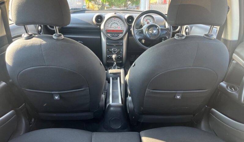 
								2011 BMW Mini Crossover full									