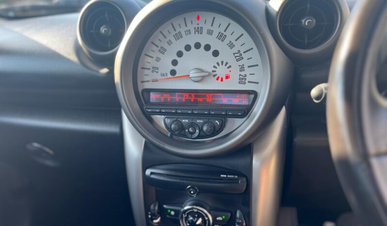 
								2011 BMW Mini Crossover full									