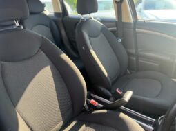 
										2011 BMW Mini Crossover full									
