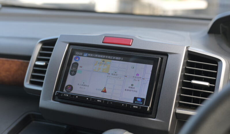 
								2009 Honda Freed Gray full									