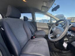 
										2009 Honda Freed Gray full									