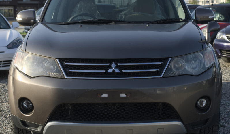 
								2010 Mitsubishi Outlander full									