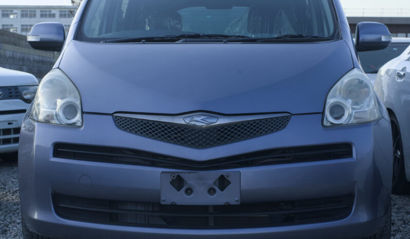 
								2008 Toyota Ractis full									