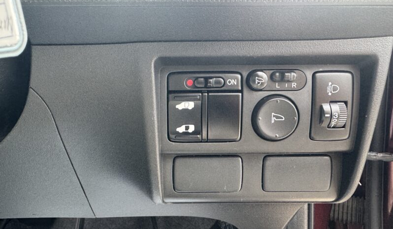 
								2009 Honda Freed full									