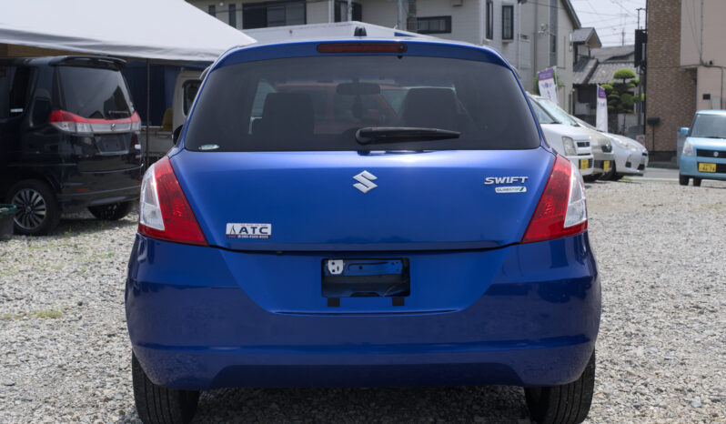 
								2011 Suzuki Swift full									