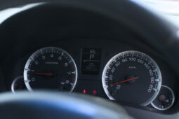 
										2011 Suzuki Swift full									