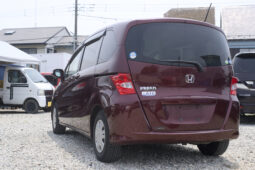 
										2009 Honda Freed full									