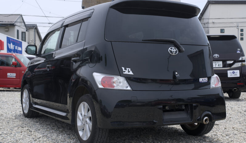 
								2011 Toyota BB full									