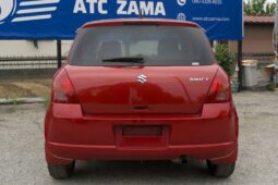 
										2005 Suzuki Swift full									