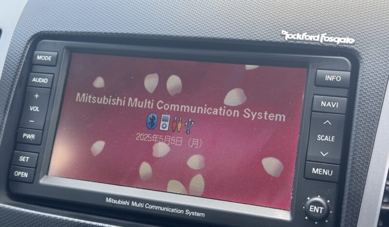 
								2010 Mitsubishi Outlander full									
