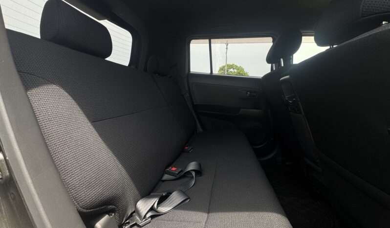 
								2011 Toyota BB full									