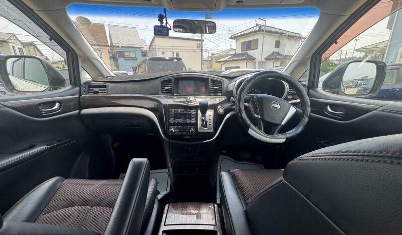 
								2011 Nissan ElGrand full									