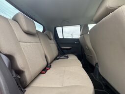 
										2005 Suzuki Swift full									