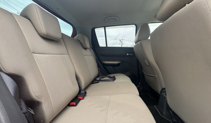 
								2005 Suzuki Swift full									