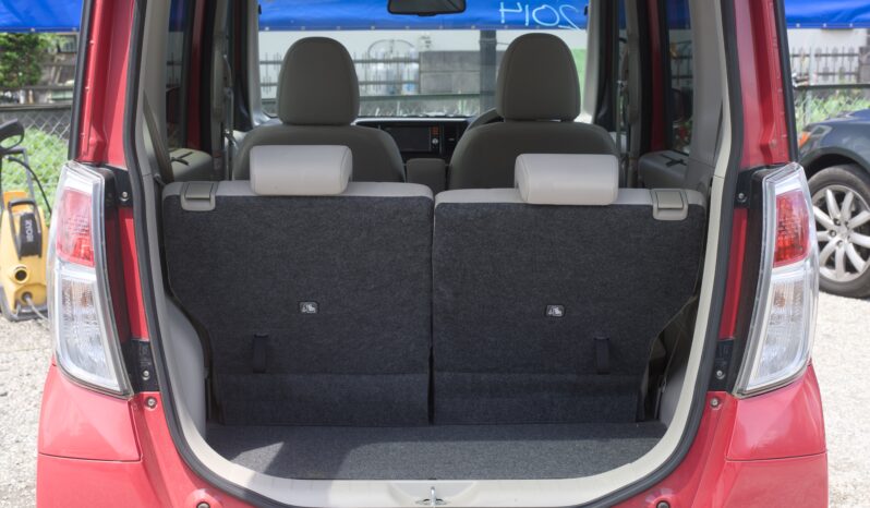 
								2014 Nissan Roox full									