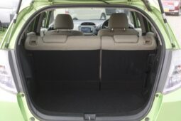 
										2010 Honda Fit Hybrid full									