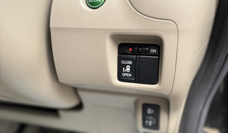 
								2012 Honda N-Box full									