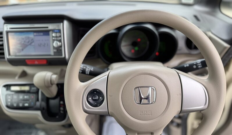 
								2013 Honda N-Box full									