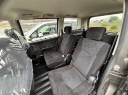 
										2011 Nissan Serena full									