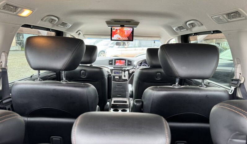
								2011 Nissan Elgrand full									