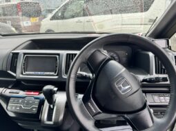 
										2010 Honda StepWagn Spada full									