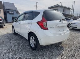 
										2013 Nissan Note full									