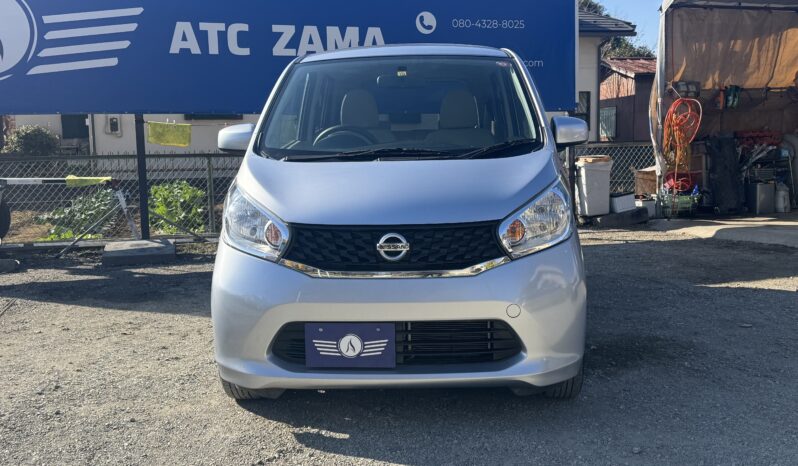 
2015 Nissan Days full									