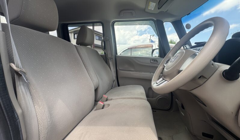 
								2012 Honda N-Box full									