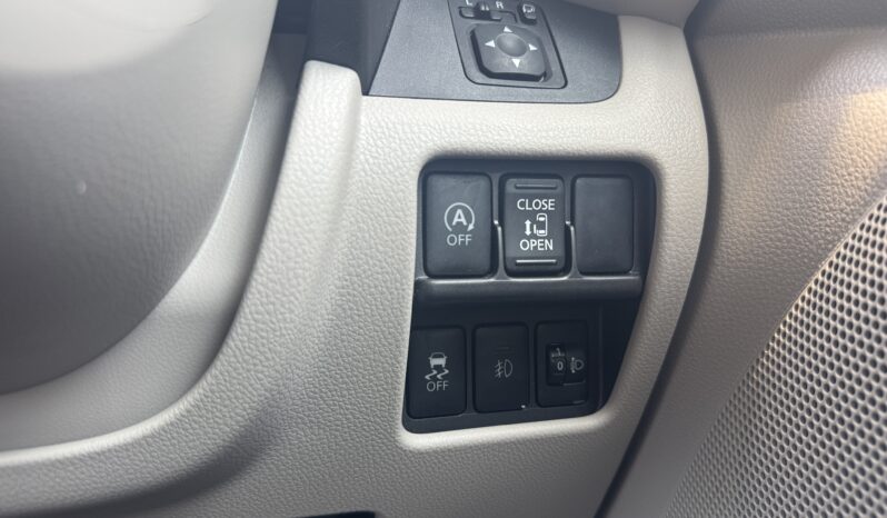 
								2014 Mitsubishi EK Space full									