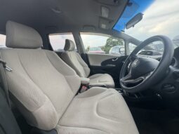 
										2010 Honda Fit Hybrid full									