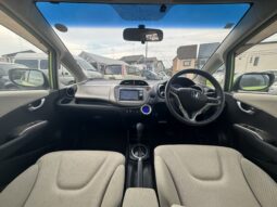 
										2010 Honda Fit Hybrid full									