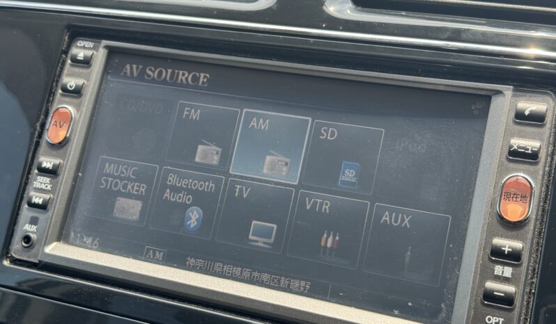 
								2011 Nissan Serena full									