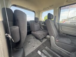 
										2011 Nissan Serena full									
