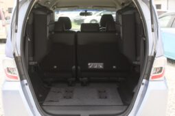 
										2012 Freed Hybrid full									