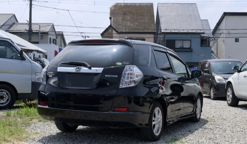 
								2013 Honda Fit Shuttle full									