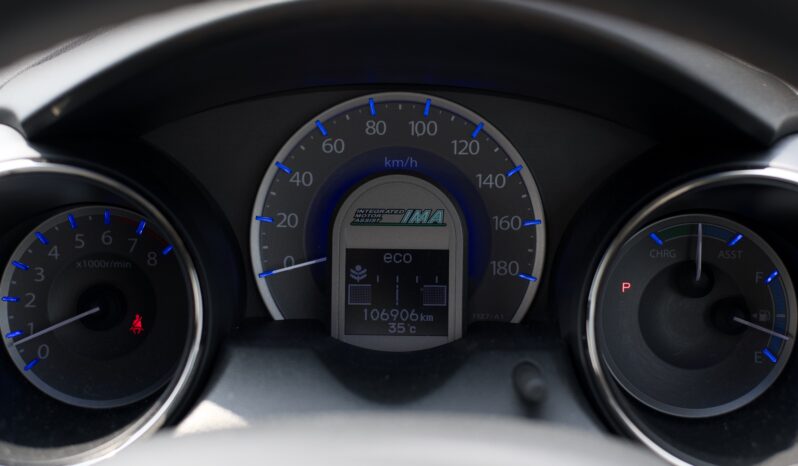 
								2013 Honda Fit Shuttle full									