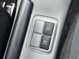 
										2012 Toyota Aqua full									