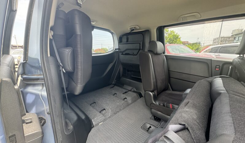 
								2012 Freed Hybrid full									