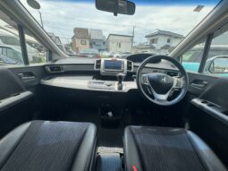 
										2012 Freed Hybrid full									