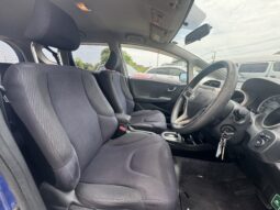
										2011 Fit Hybrid full									