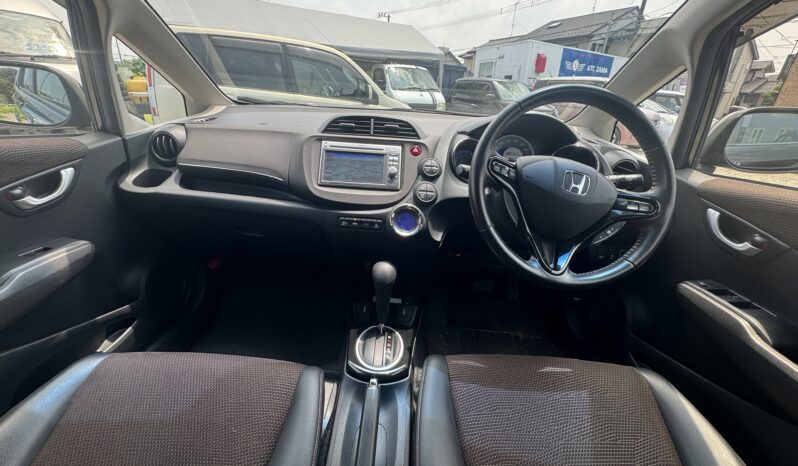 
								2013 Honda Fit Shuttle full									